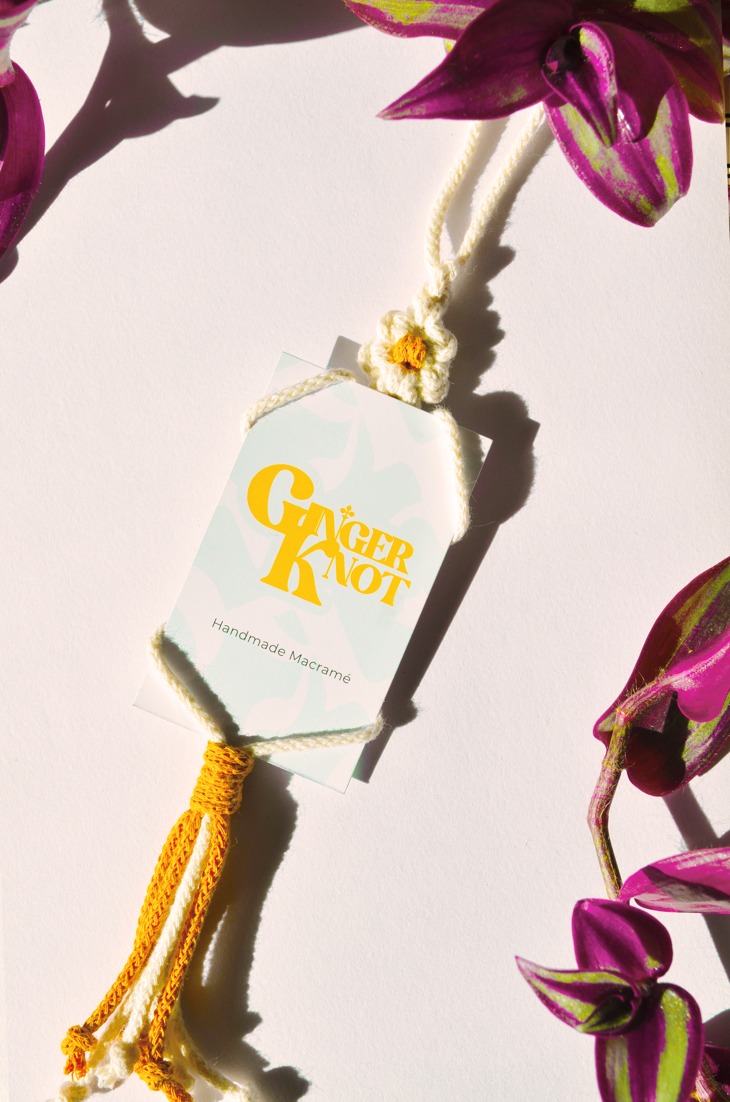 Daisy Photo Hanger