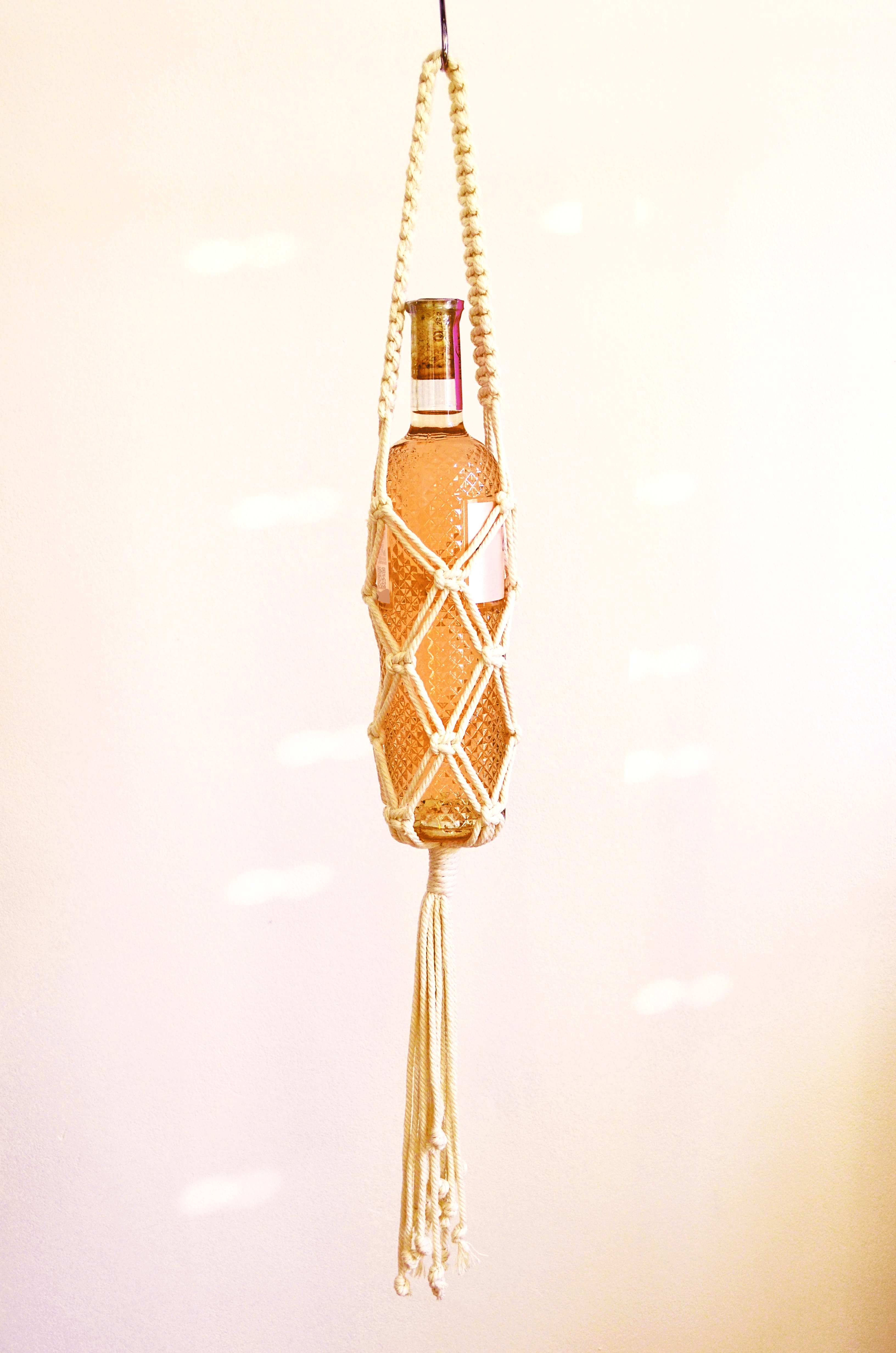 Macramé Bottle Carrier